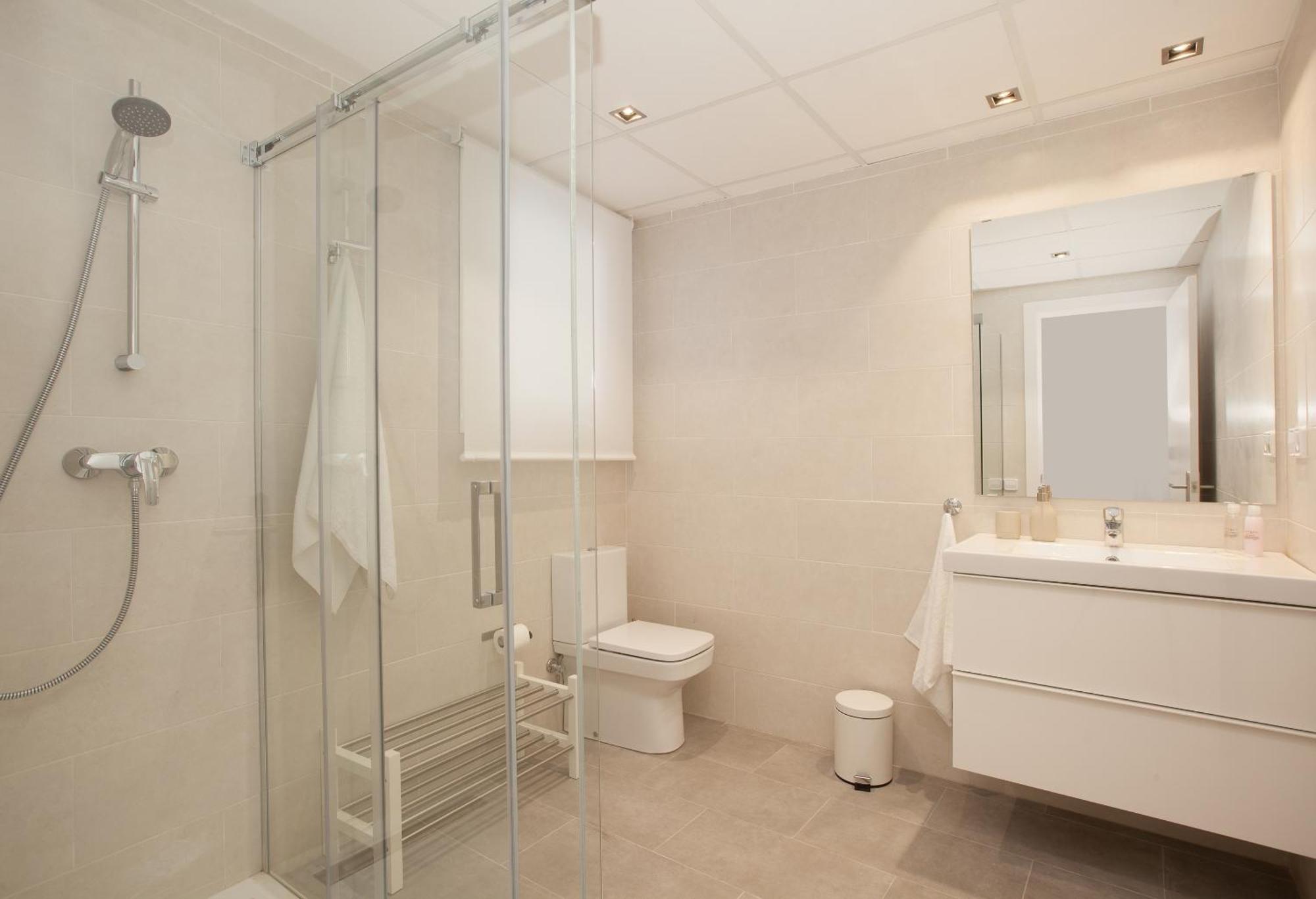 Click&Flat Seneca Suites Barcelona Exterior foto