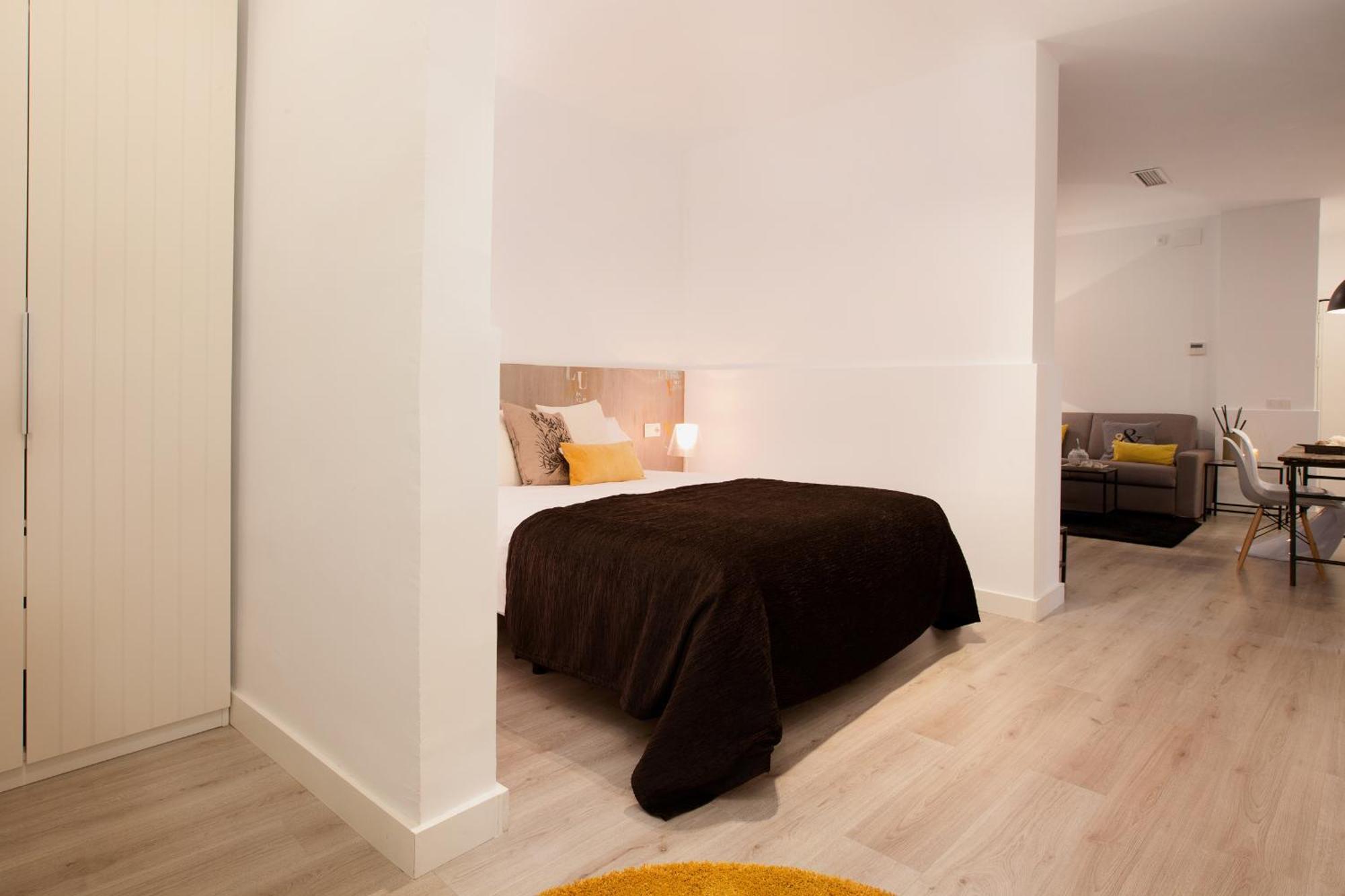 Click&Flat Seneca Suites Barcelona Habitación foto