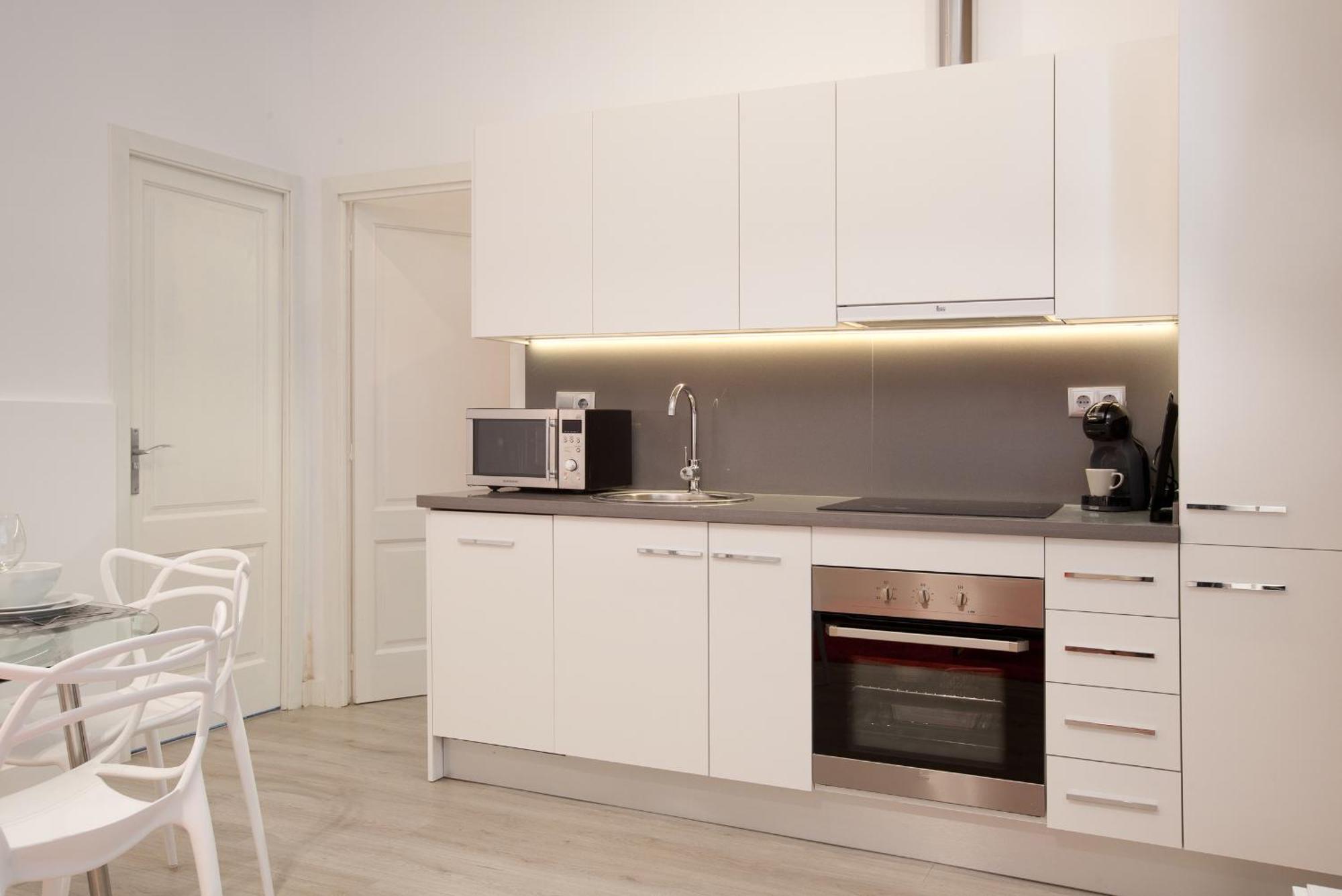Click&Flat Seneca Suites Barcelona Habitación foto