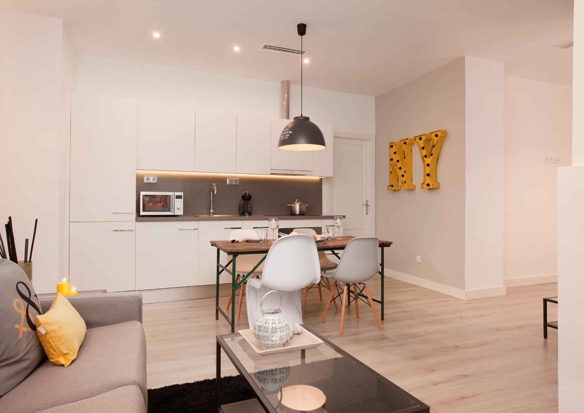 Click&Flat Seneca Suites Barcelona Habitación foto